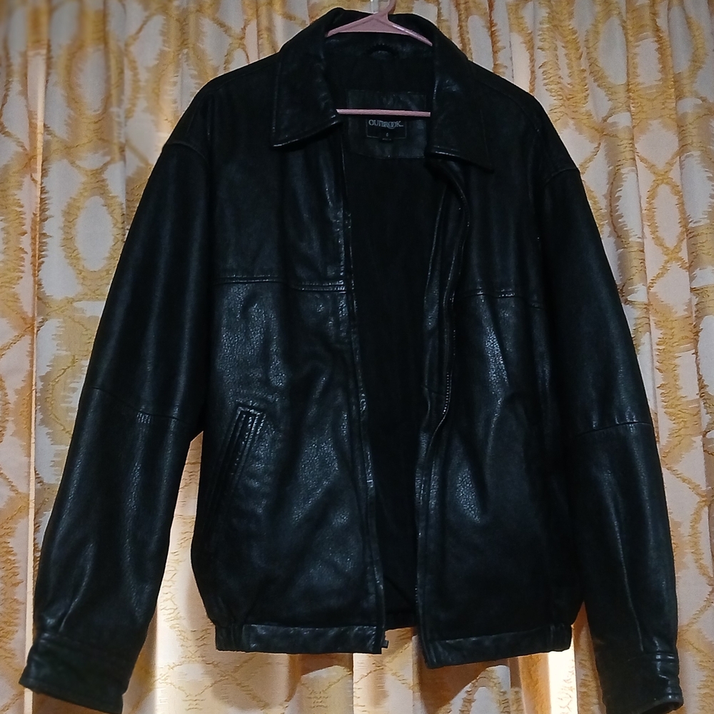 Columbia Men's Classic Black Bomber Jacket